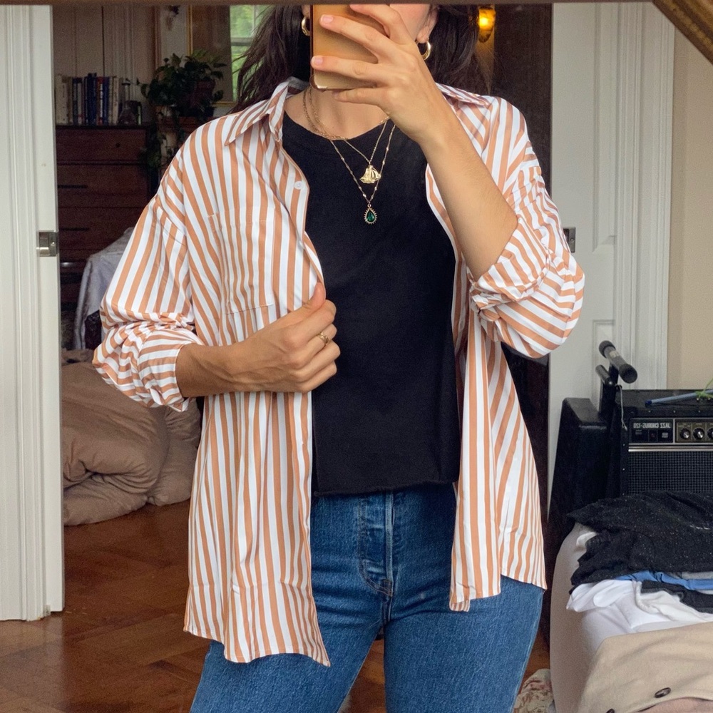 NWT Verge Girl Beach Locals Button Front Shirt